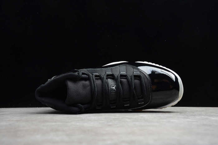 AIR JORDAN 11 “ 25th Anniversary” Black White CT8012-011