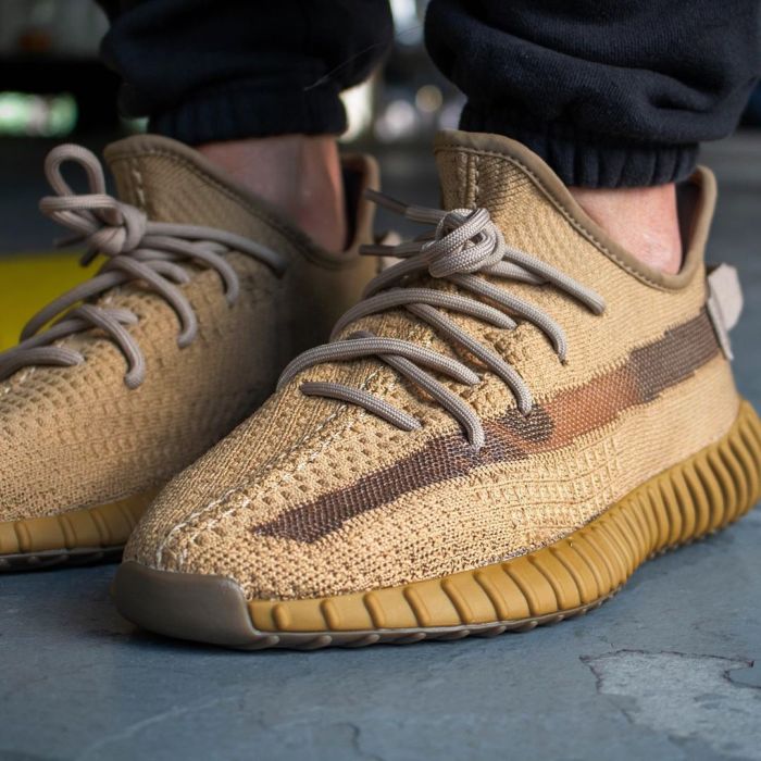 Yeezy Boost 350 V2 “Marsh” FX9033