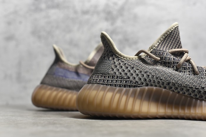 Yeezy Boost 350 V2 Fade H02795