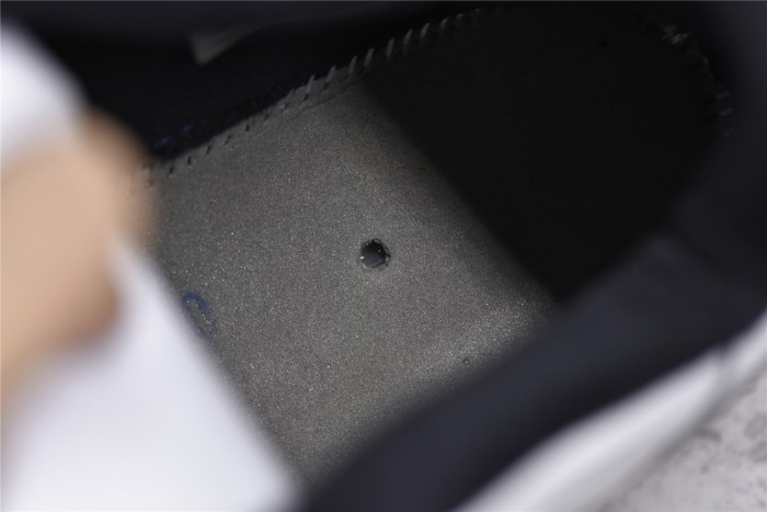 Air Jordan 11 Low Black Red AV2187-160