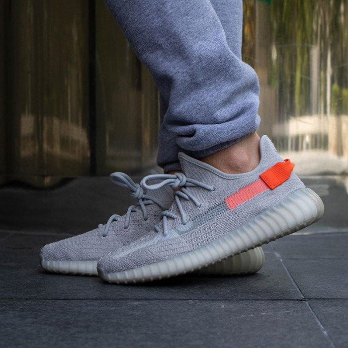 Yeezy Boost 350 V2 “Tail Light” 4.0 FX9017