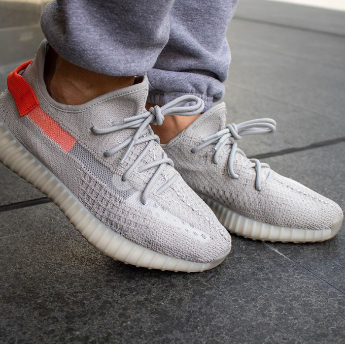 Yeezy Boost 350 V2 “Tail Light” 4.0 FX9017