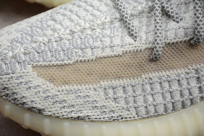 Yeezy 350 V2 “Lundmark”  FU9161