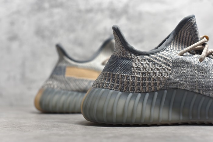 Yeezy Boost 350 V2 FZ5421