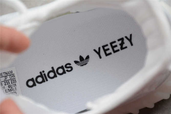 R20 YEEZY BOOST 350 V2 White GW2871