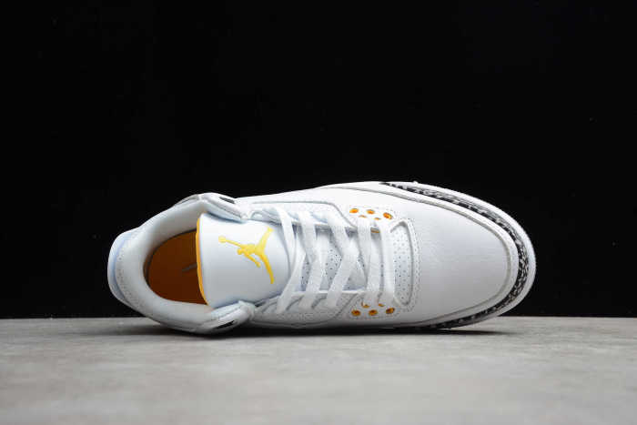 Air Jordan 3 Retro“Laser Orange” CK9246-108