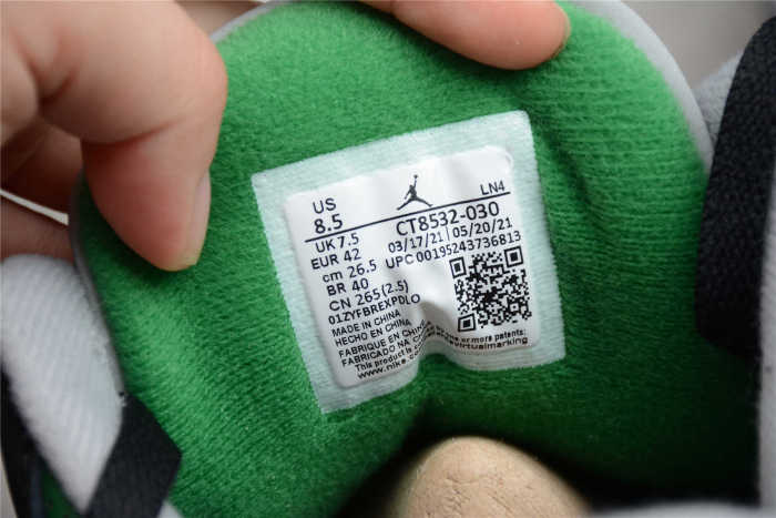 Air Jordan 3 ’Pine Green’  CT8532-030