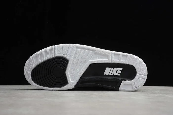 Fragment Design x Air Jordan 3 Black White DA3595-100