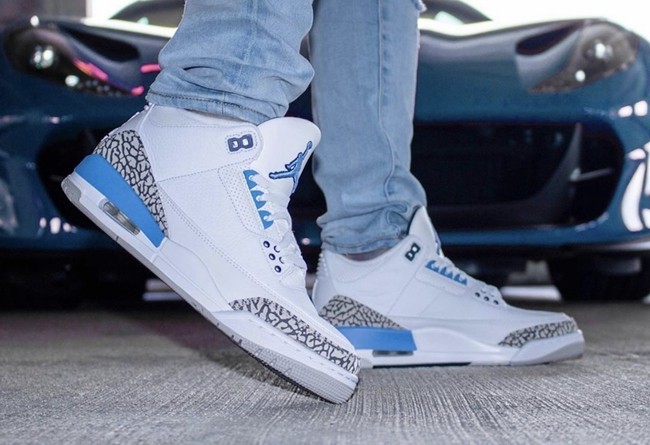 Air Jordan 3 “UNC” CT8532-104