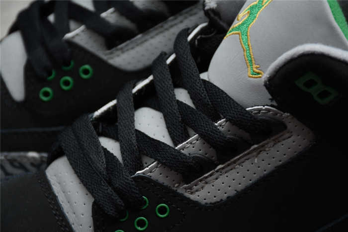Air Jordan 3 ’Pine Green’  CT8532-030