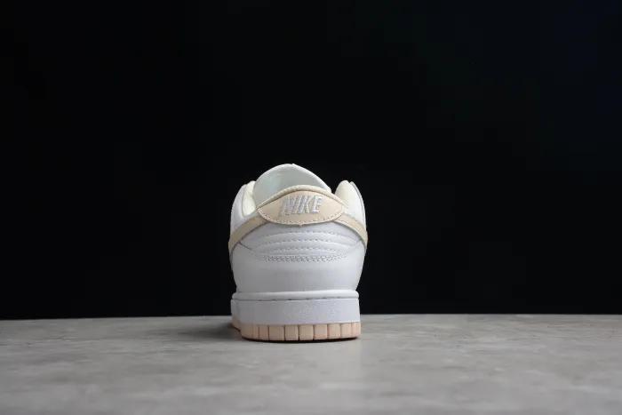 SB Dunk Low  Pearl white  DD1503-110