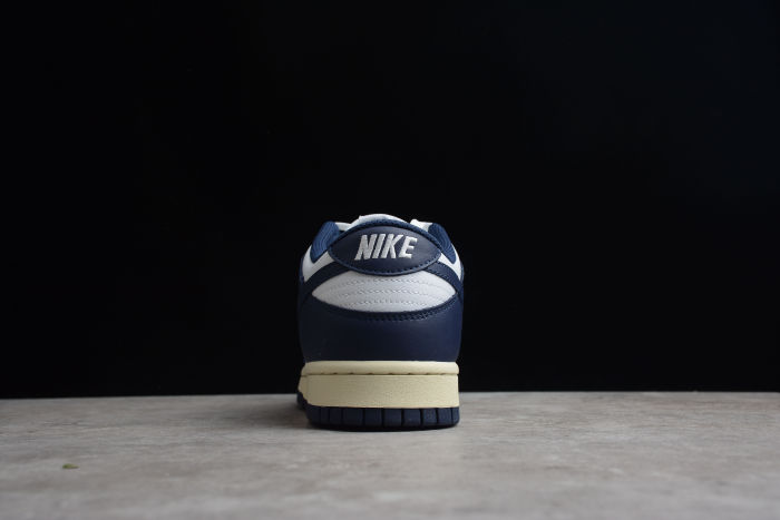SB Dunk Low “Vintage Navy” DD1503-115