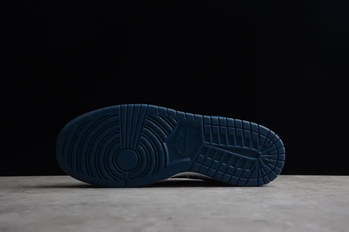 NK SB Dunk Low “Valerian Blue” DD1391-400