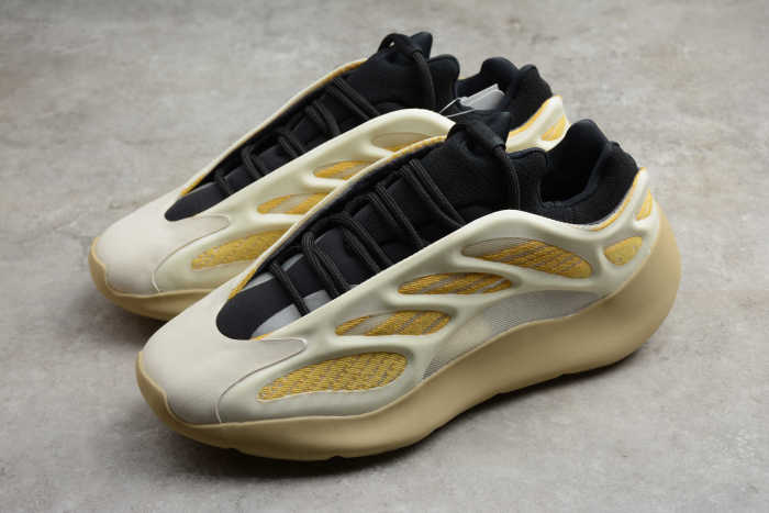 Yeezy Boost 700 V3 “Srphym” G54853