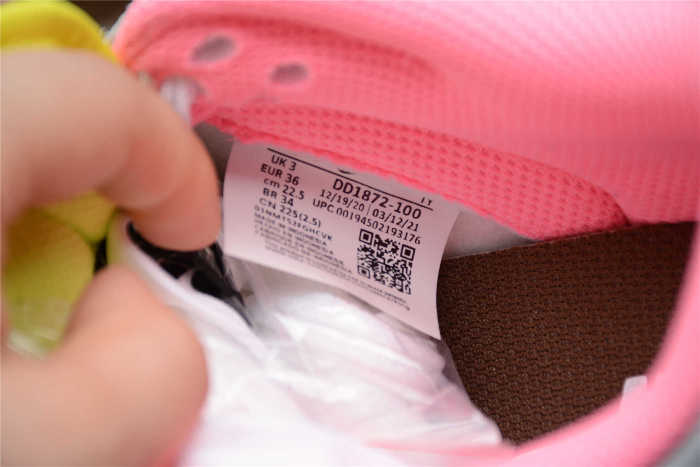 SB Dunk Low Easter White Green DD1872-100