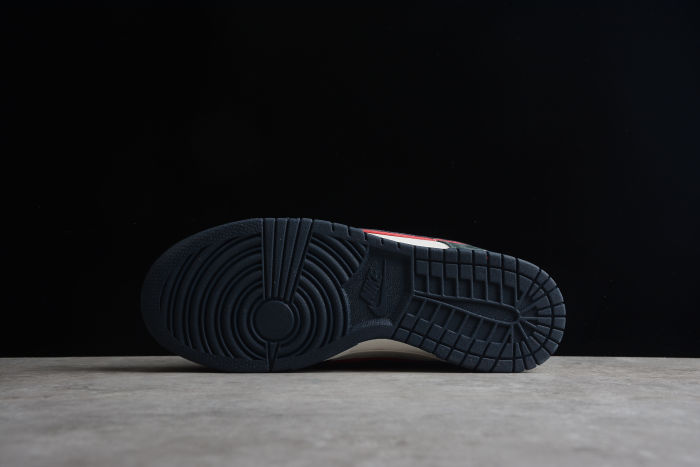 SB Dunk Low “Steamboy OST” LF0039-005