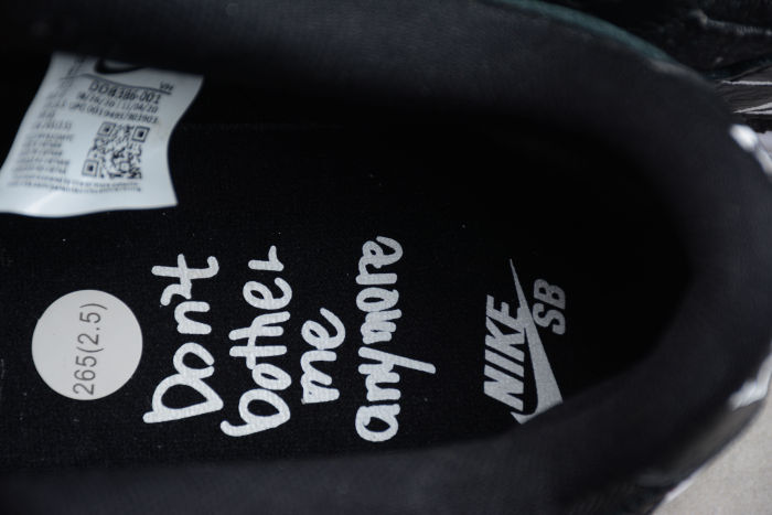 NK SB DUNK Black University Red DD8386-001