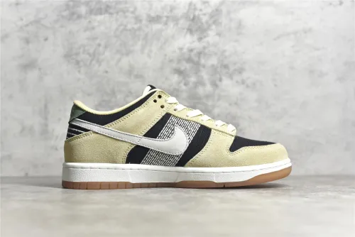 NK Dunk Low  Roped in Peace DJ4671-294