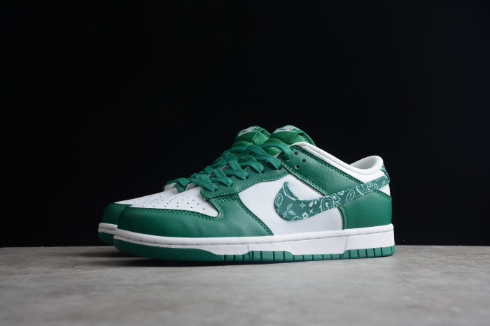 SB Dunk Low Pro Green Paisley DH4401-102