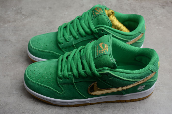 SB Dunk Low  St.Patrick's Day  BQ6817-303