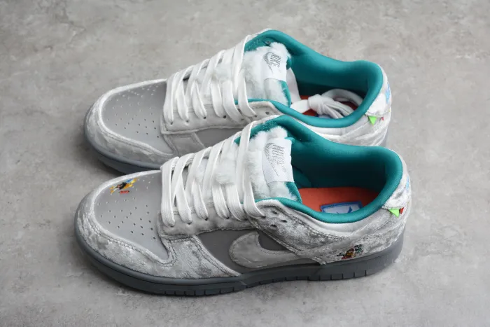 SB Dunk Low “lce” DO2326-001