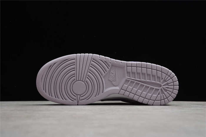 SB Dunk Low PRm “Purple Pulse” DM9467-500