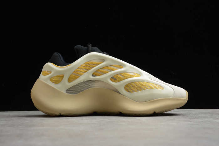 Yeezy Boost 700 V3 “Srphym” G54853