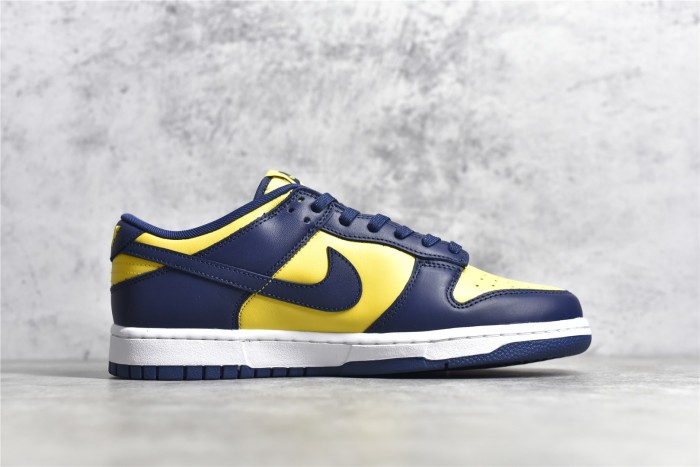 SB Dunk Low “Michigan” DD1391-700