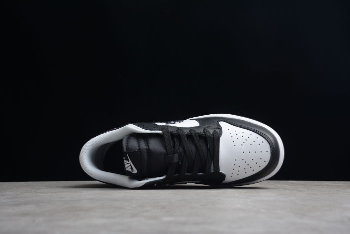 SB Dunk Low  Black Paisley  DH4401-100