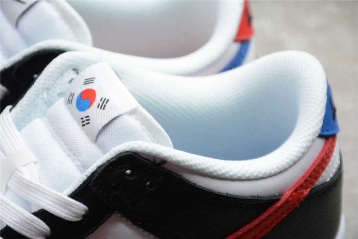 NK SB Dunk Low “South Korea” DM7708-100