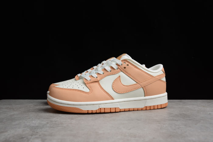 NK Dunk Low Wmns “Harvest Moon” DD153-114