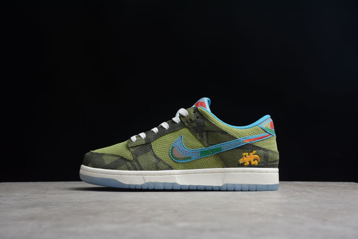 SB Dunk Low “Siempre Familia” DO2160-335