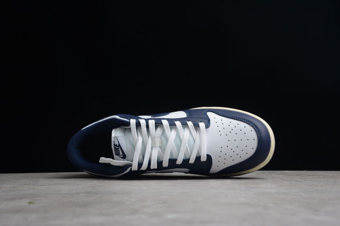 SB Dunk Low “Vintage Navy” DD1503-115