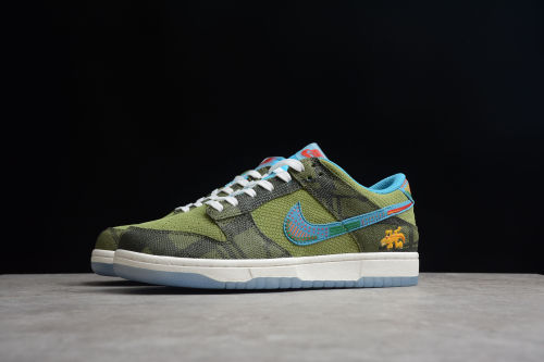 SB Dunk Low “Siempre Familia” DO2160-335