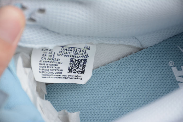 SB Dunk Low Blue Paisley DH4401-101