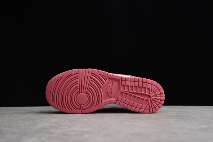 SB Dunk Low “Archeo Pink” DD1503-111