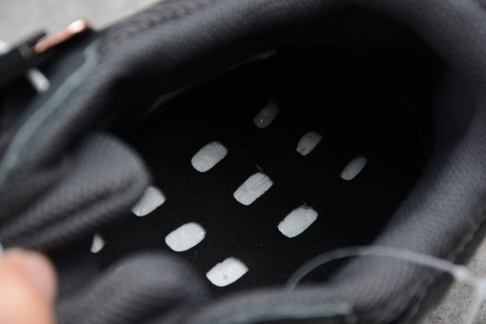 Yeezy Boost 700 Brown FV5304