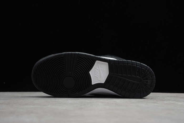 SB Dunk Black White CN8607-003