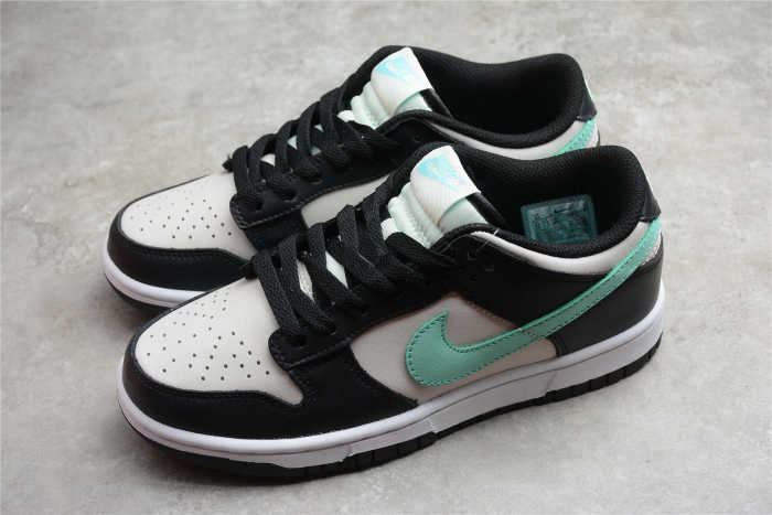 SB Dunk Low Grey Black Blue CW1590-003