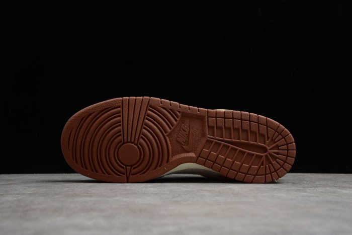 SB Dunk Low PRM“Medium Curry” Brown White DD1390-100