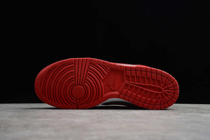 SB Dunk Low Retro Medium Grey Varsity Red “UNLV” DD1391-002