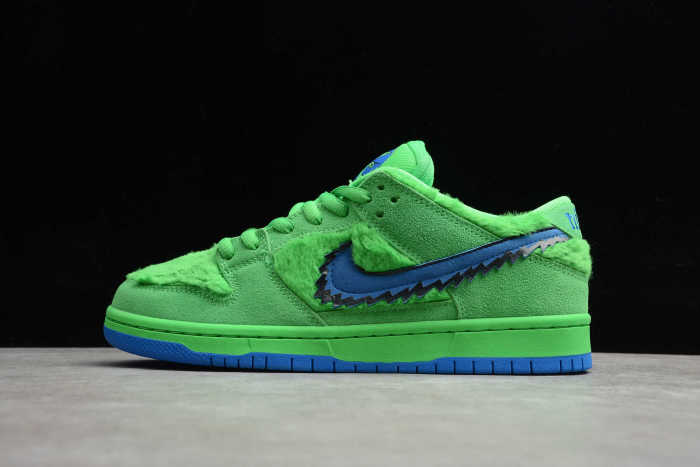 Grateful Dead x SB Dunk Low Pro QS“ Green Bear” CJ5378-300