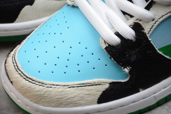 SB Dunk Low x Ben & Jerry's Chunky Dunky CU3244-100