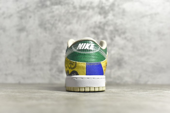 SB Dunk Low SP “City Market” DA6125-900