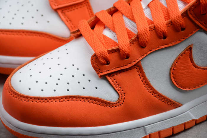 SB Dunk “Syracuse” White Orange CU1726-101
