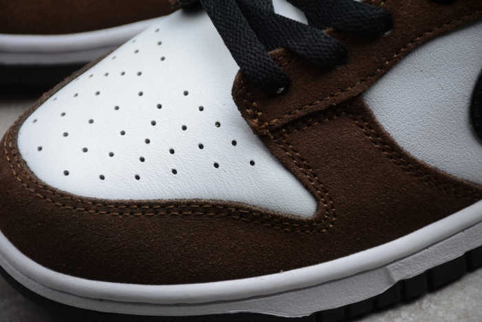 SB DUNK Brown Black White 304292-102