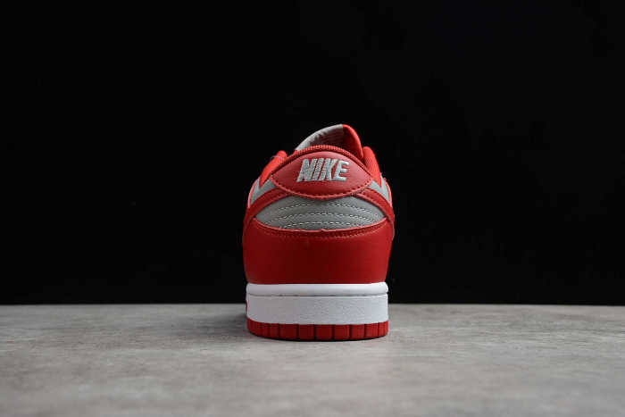 SB Dunk Low Retro Medium Grey Varsity Red “UNLV” DD1391-002