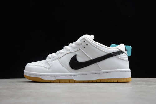 SB Dunk “Orange Label” CD2563-100