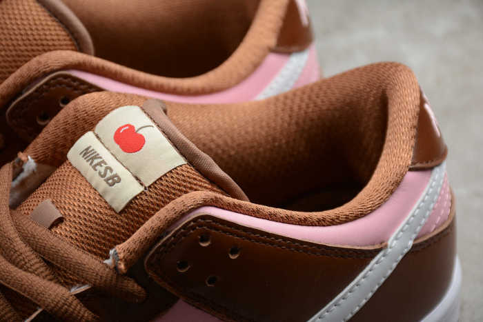 SB Dunk Pro Stussy Brown Pink 304292-671