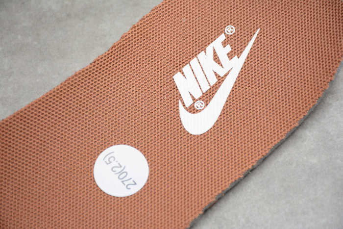 SB Dunk Low PRM“Medium Curry” Brown White DD1390-100